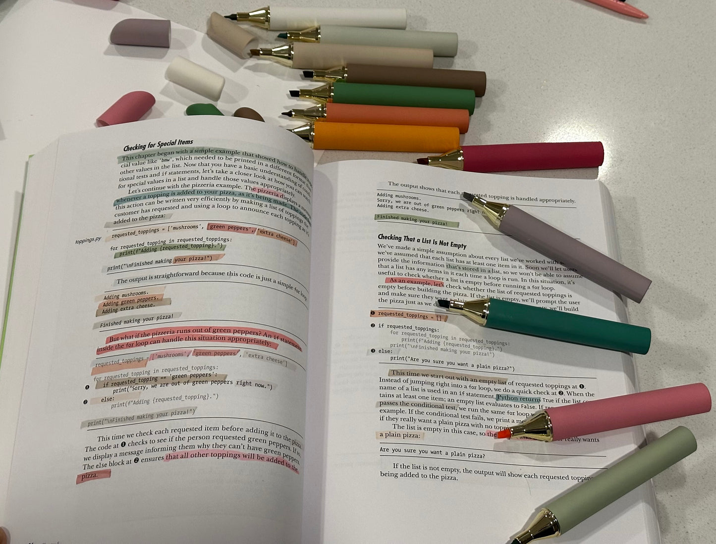 Multi-Purpose Highlighter Markers - Set of 12 Vibrant Colors for Office, School, and Kitchen