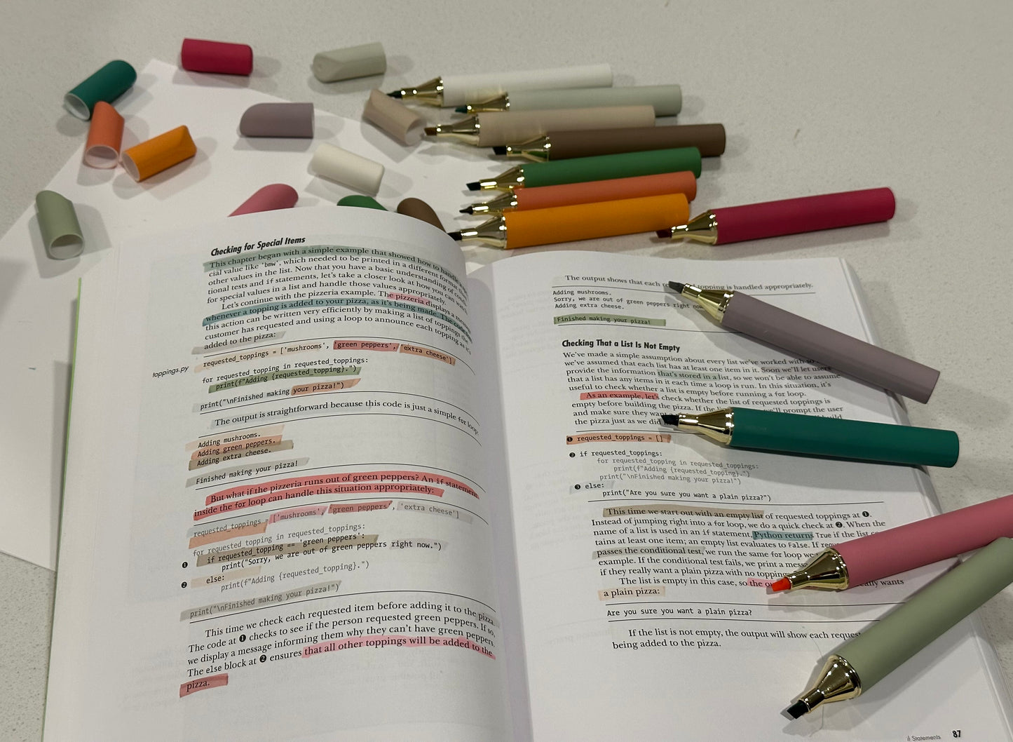 Multi-Purpose Highlighter Markers - Set of 12 Vibrant Colors for Office, School, and Kitchen